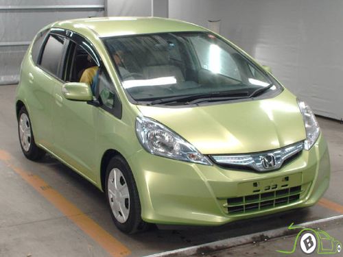 2011 HONDA FIT HYBRID