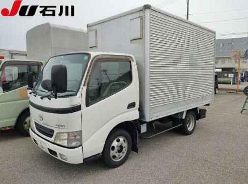 2003 Toyota Dyan Truck