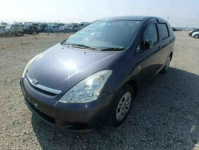 2004 Toyota Wish