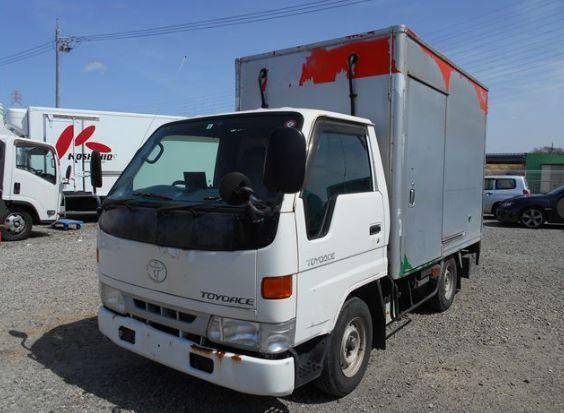 1999 Toyota Toyoace Truck