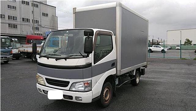 2004 Toyota Dyna Truck