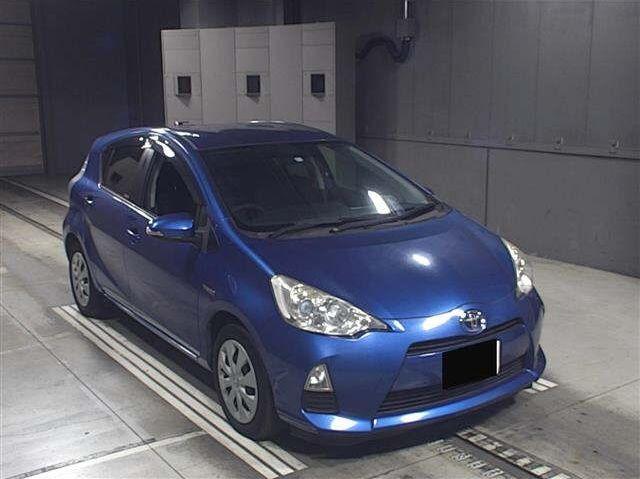 2013 Toyota Aqua for export to Namibia