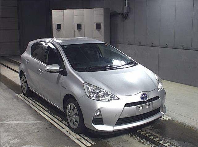 2014 Toyota Aqua for export to Namibia
