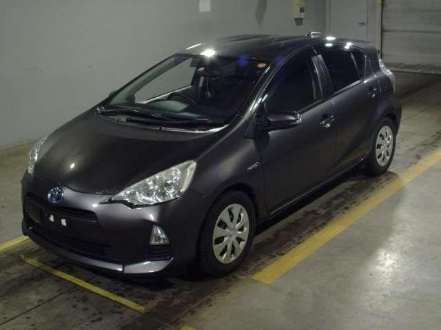 2012 Toyota Aqua for export to Namibia