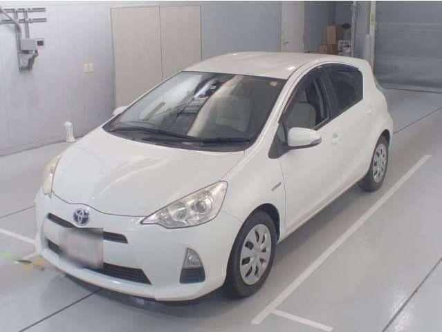 2012 Toyota Aqua for export to Namibia