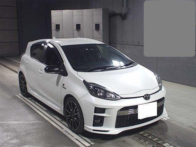 2019 Toyota Aqua for export to Namibia