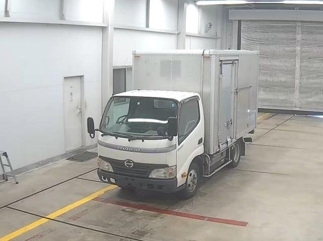Hino Dutro 2010
