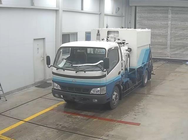 Hino Dutro 2010