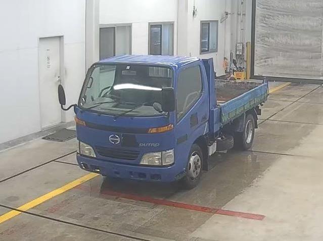Hino Dutro 2001