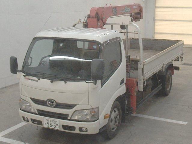 Hino Dutro 2015