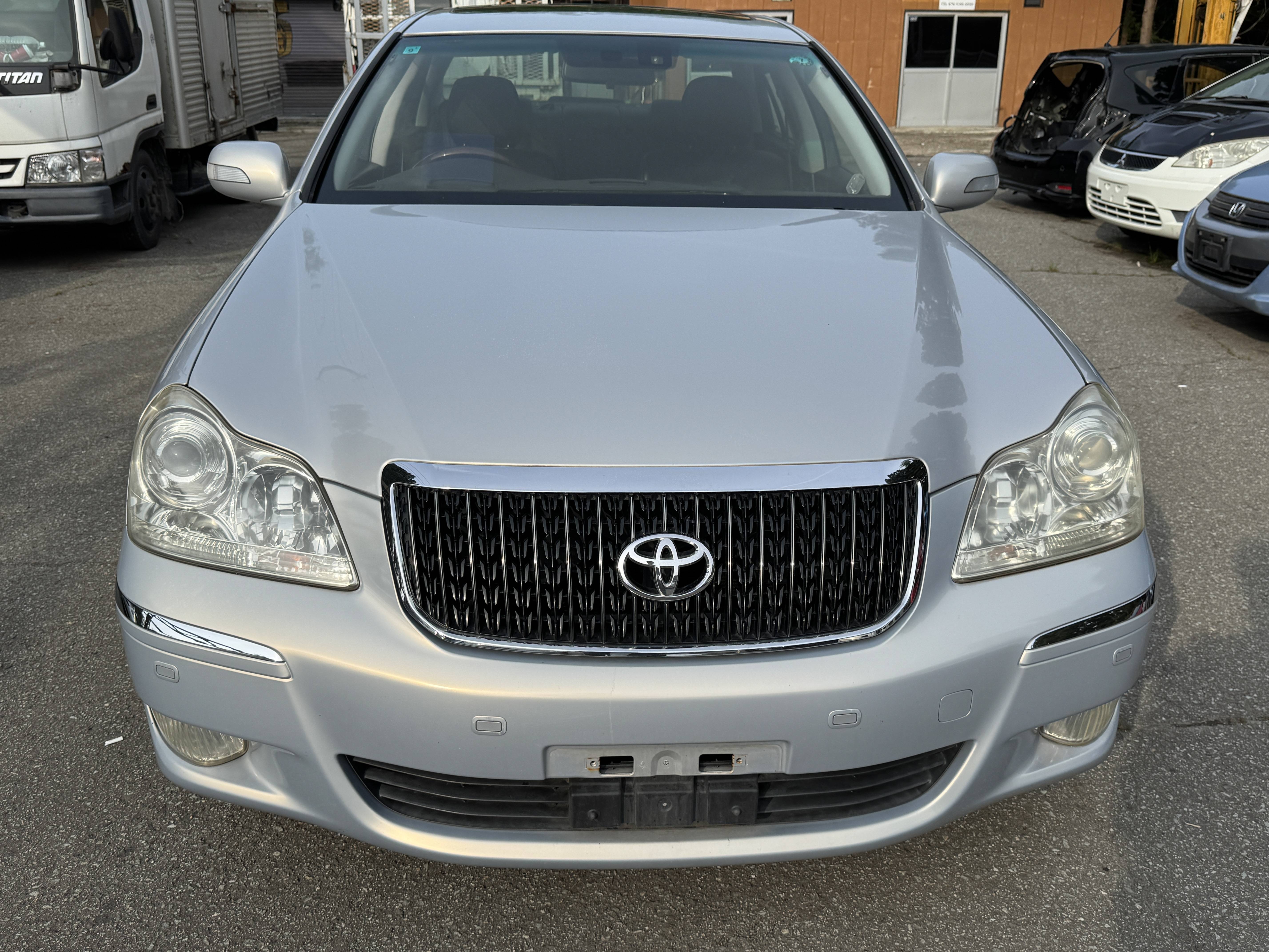 Toyota Crown Majesta 2007 DBA-UZS186