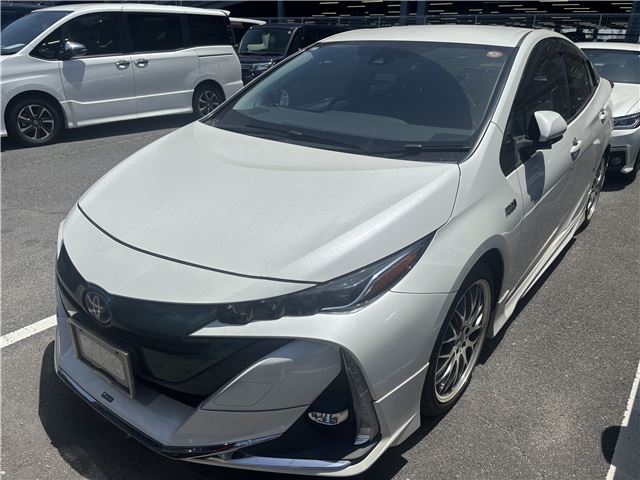 Toyota Prius PHV S Navigation Package