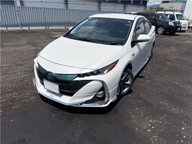 Toyota Prius PHV A Premium