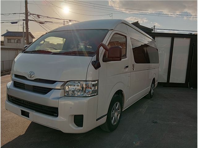 Toyota Hiace Commuter Super Long GL
