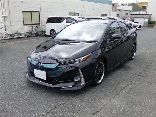 Toyota Prius PHV S Navigation Package