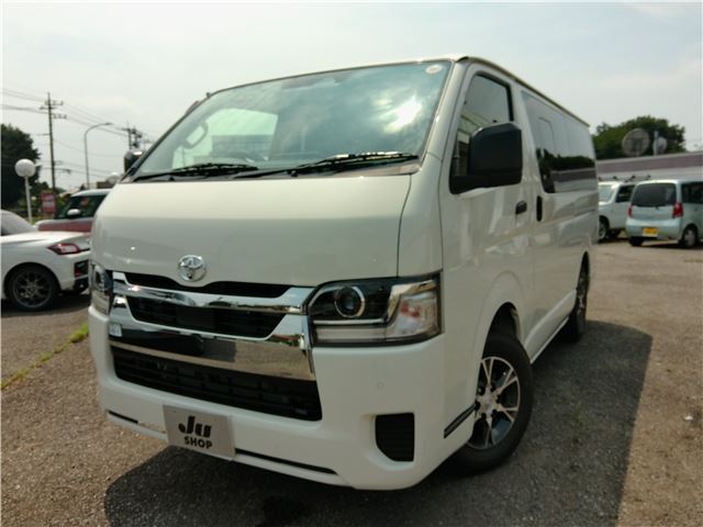 Toyota Hiace DX GL Package Late Model Genuine Display Audio & Alloy Wheels