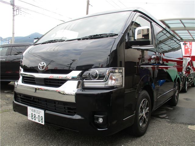 Toyota Hiace GL Fine Tech Tourer