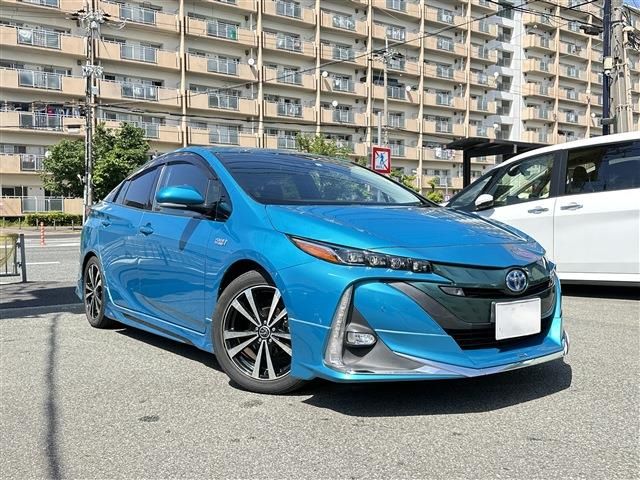 Toyota Prius PHV 1.8 ALeather Package