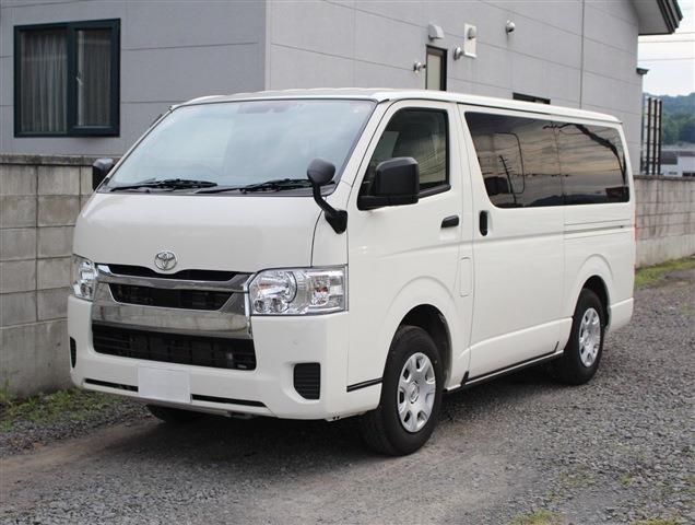 Toyota Hiace DX GL 5-door