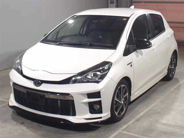 Toyota Vitz Hybrid GR Sport