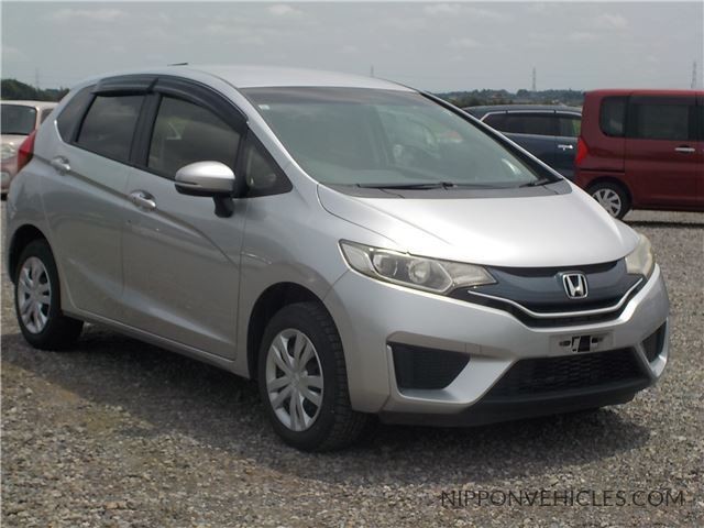 Honda Fit 4WD 13GF Package Navigation Full-segment TV Rear Camera ETC