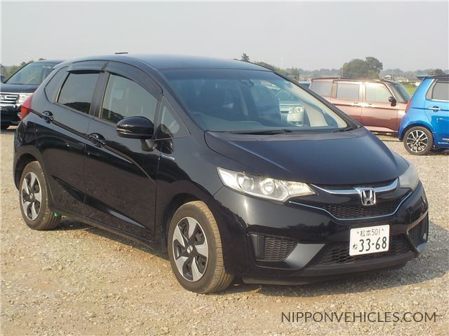 Honda Fit Hybrid L Package – Navigation, TV, Half Leather Seats