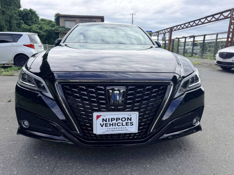 2018 Toyota Crown Hybrid 2.5 G (AZSH20)