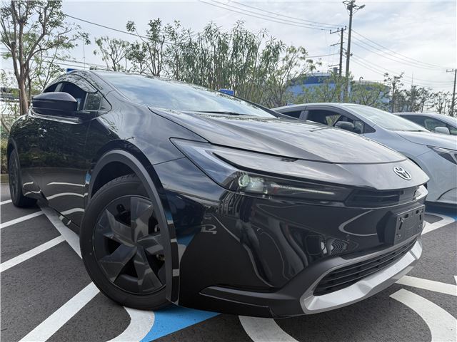 2024 Toyota Prius U