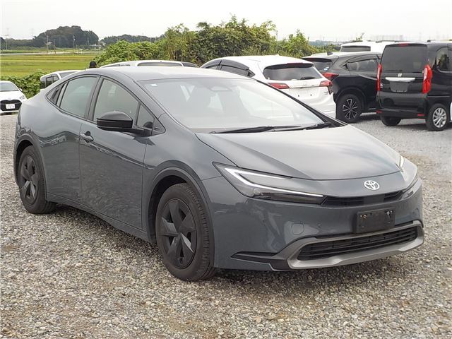 2024 Toyota Prius U – Full-Segment TV / Rear Camera / Safety Sense