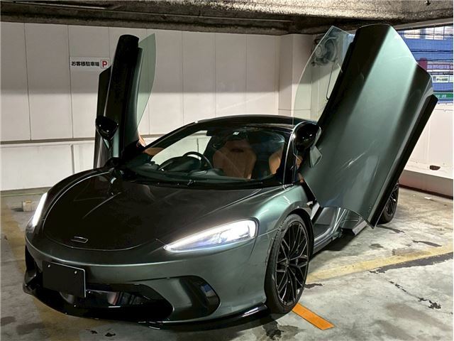 2025 McLaren GT